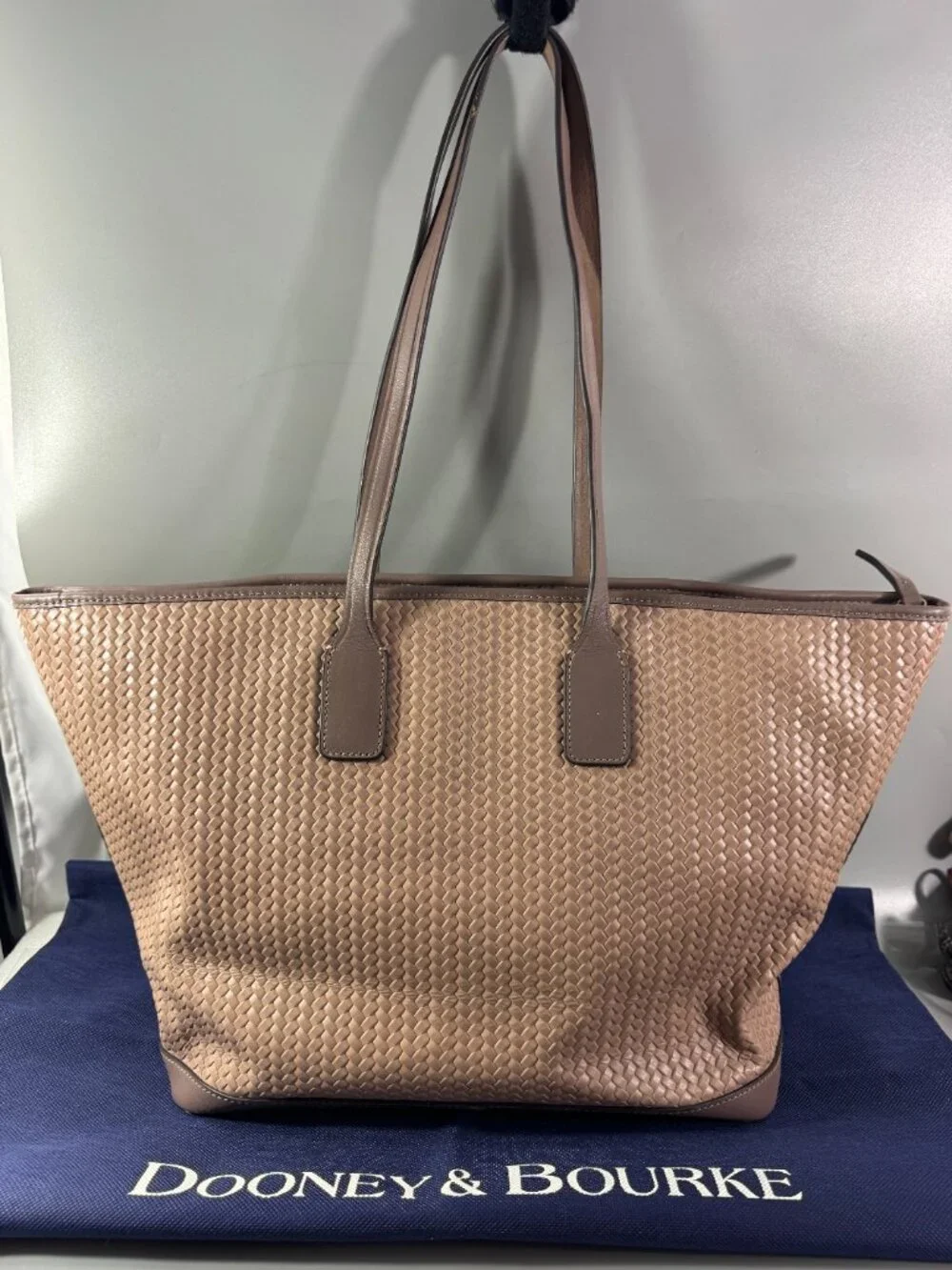 Dooney & Bourke brand dooney